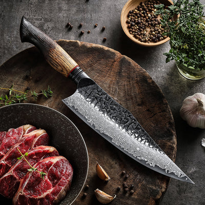 Couteau de chef, manche ergonomique en chêne brûlé, acier Damas, 22 cm (C61)