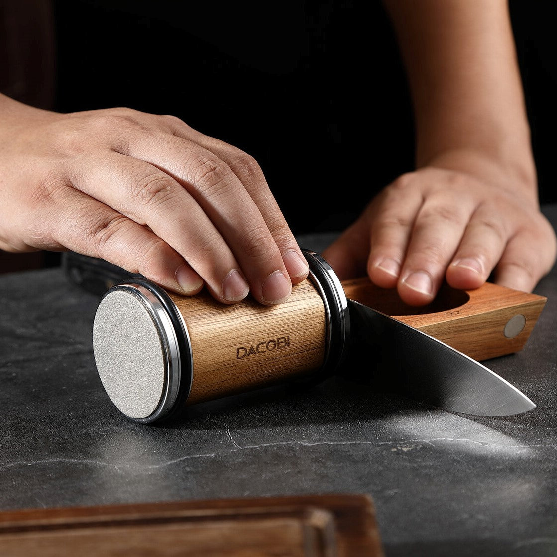 Rolling knife sharpener EasySharp