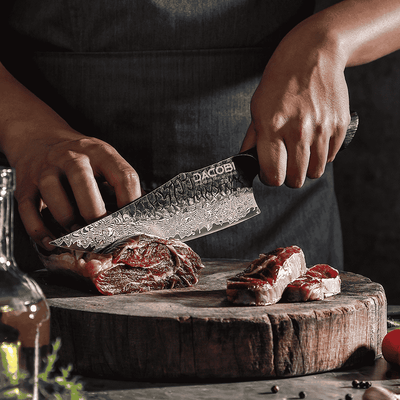 Couteau de chef, manche ergonomique en chêne brûlé, acier Damas, 22 cm (C61)