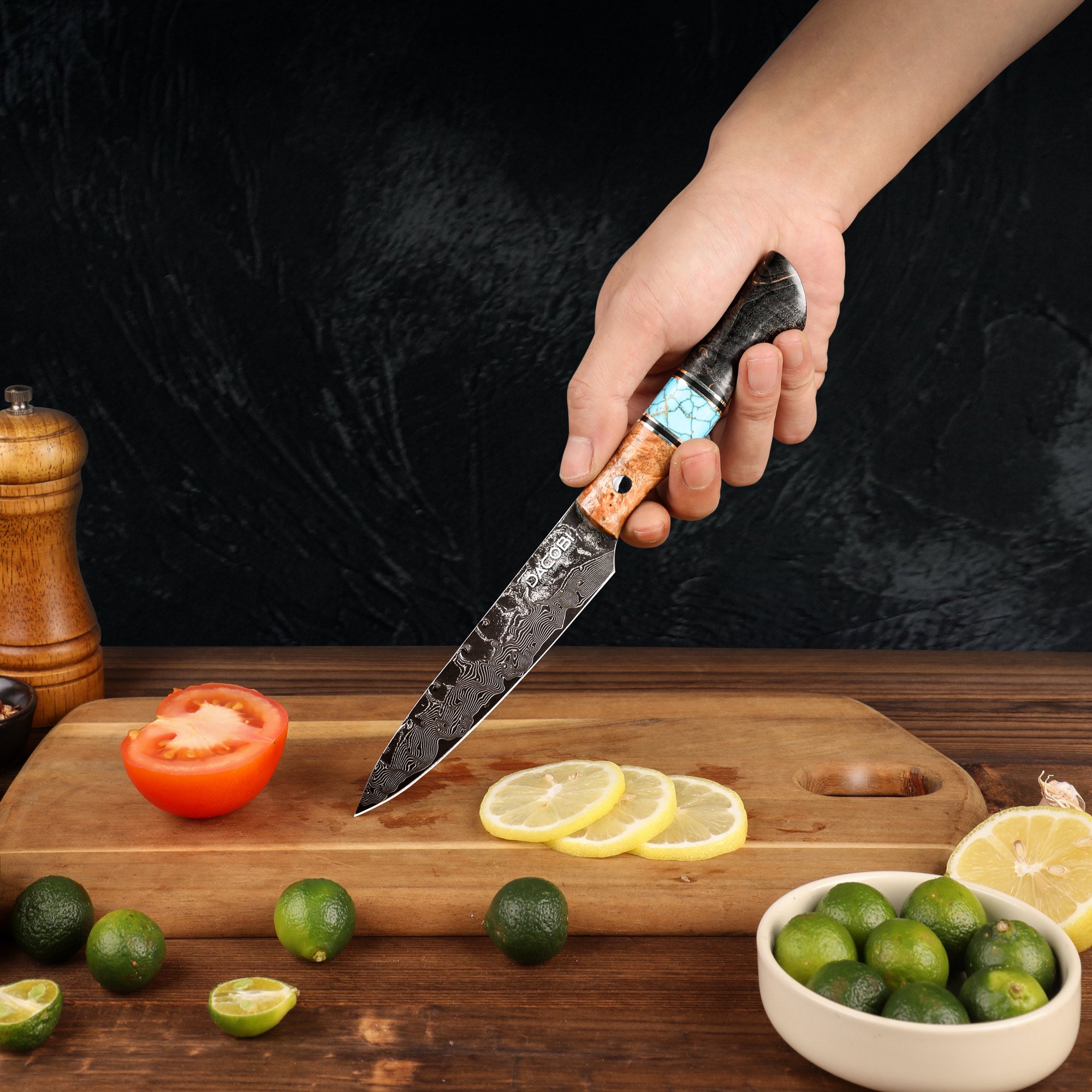 Coltello universale professionale C70, acciaio Damasco 67 strati