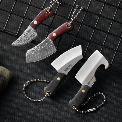 Breloc pentru pasionații de gătit, mini-cuțit, teacă piele ecologică, 5.5 cm - DACOBI.ro